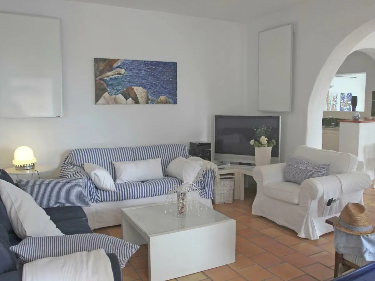 ל'אמפולה Villa Mariona By Interhome